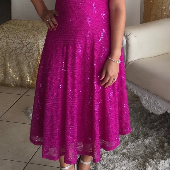 Sangria Formal Dress - Picture 2 of 7